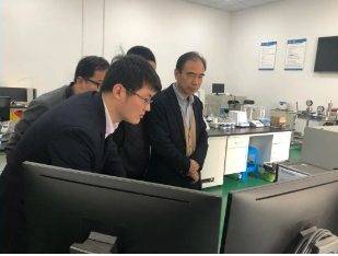 国家纳米工程中心常务副主任崔大祥教授一行莅临在线娱乐入口现场考察